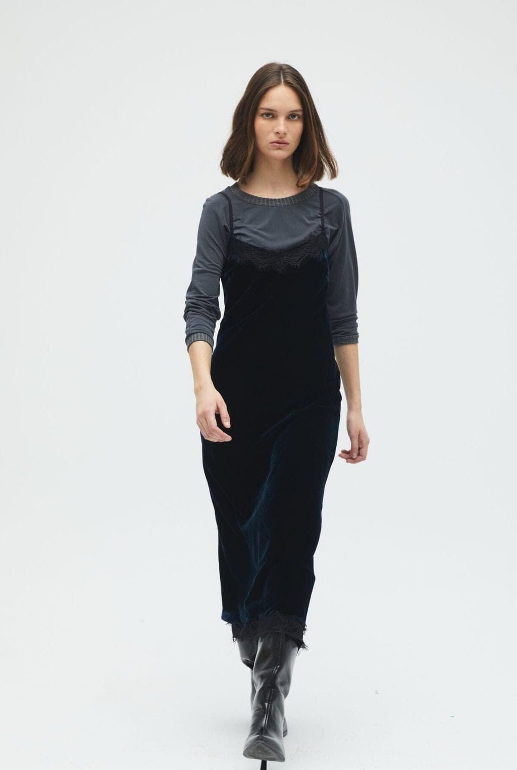 NEGLIGE VELVET